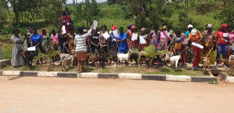 Women Plan Rwanda strengthening young mothers